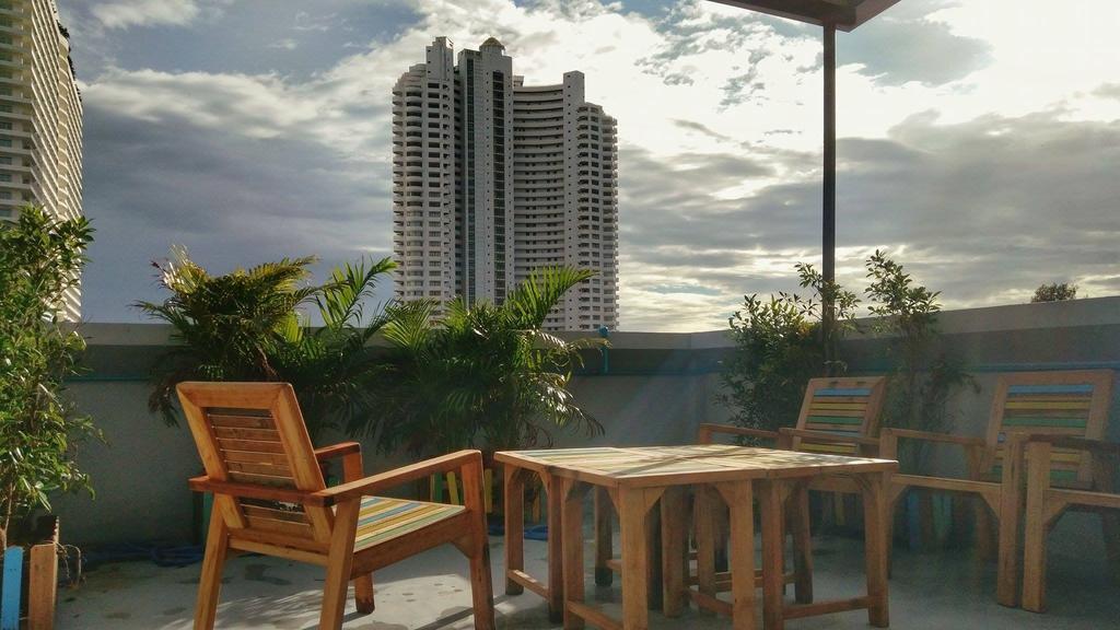 Baan Der Bruyn Sha Hotel Jomtien Beach Exterior photo
